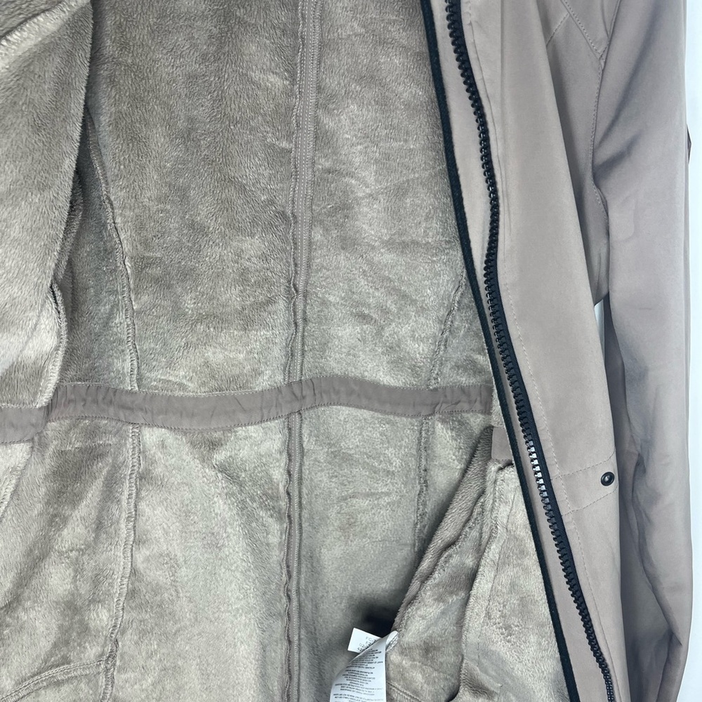 Free Country Women’s Hooded Softshell Jacket Fleece Lined Taupe Medium - Picture 11 of 11